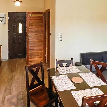 2 Bedroom In *
